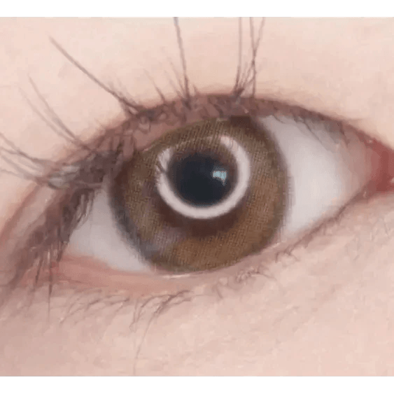 LensTown Lighly Rose Khaki (30p) — single-eye close-up showing the contact lens appearance