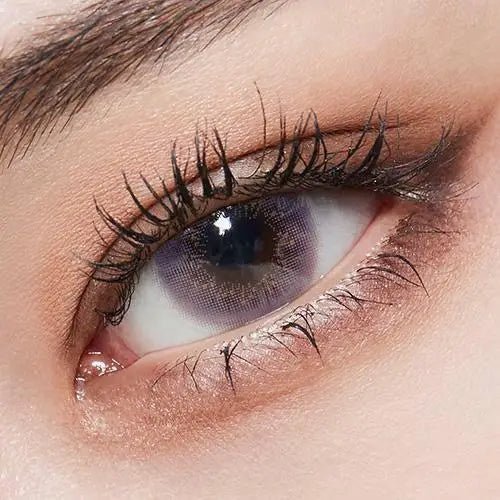 LensTown Lighly Vanada Berry Pink (20p) — single-eye close-up showing the contact lens appearance