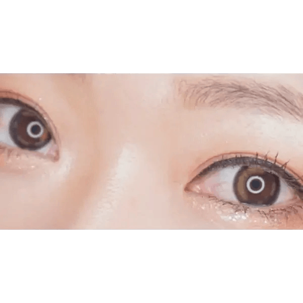 LensVery Lumie Soft Black colored contact lens, 13.1mm graphic diameter, Monthly wear