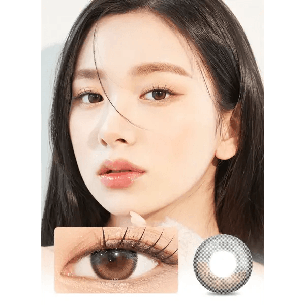 LensVery Lumie Soft Black colored contact lens, 13.1mm graphic diameter, Monthly wear