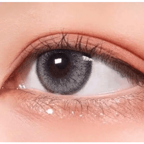 LensRang Mad Eye Gray — single-eye close-up showing the contact lens appearance