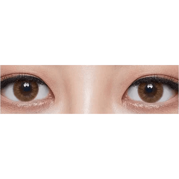 Olens Marry Me Orange Brown — both eyes wearing the contact lenses