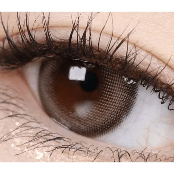 Olens Mood Night 1Day Mood Brown (20p) — single-eye close-up showing the contact lens appearance