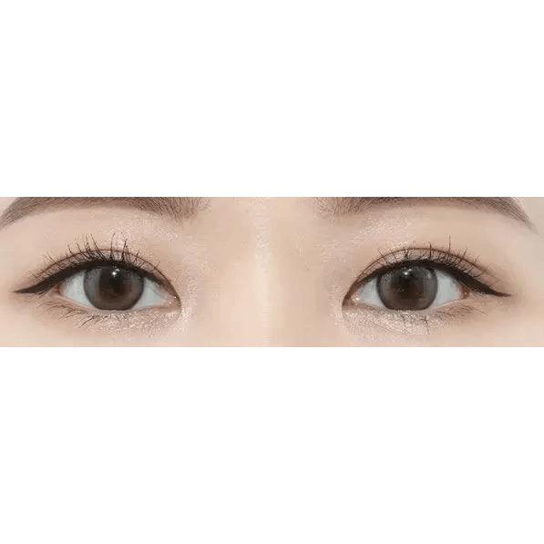 Olens Mood Night Mood Brown — both eyes wearing the contact lenses