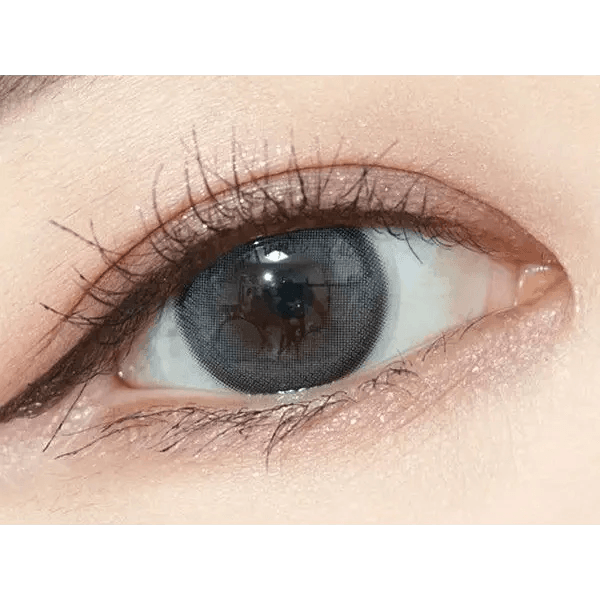Olens Mood Night Mood Gray Toric colored contact lens, 13.3mm graphic diameter, Monthly wear