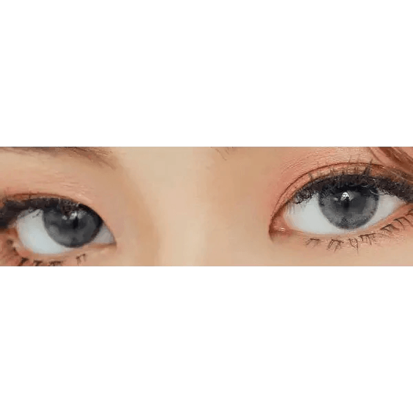 LensVery My Ann Only Gray — both eyes wearing the contact lenses