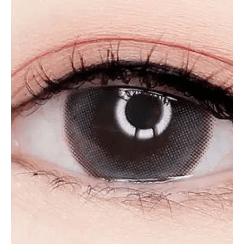 LensVery My Ann Only Gray — single-eye close-up showing the contact lens appearance