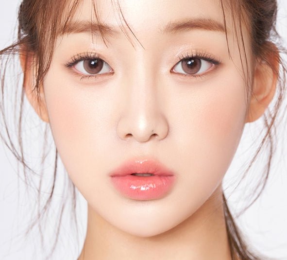 LensTown Odd I's M plain odd Apricot colored contact lens, 13.0mm graphic diameter, Monthly wear