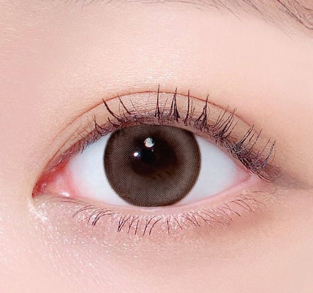 LensTown Odd I's M pure Dark brown colored contact lens, 13.1mm graphic diameter, Monthly wear
