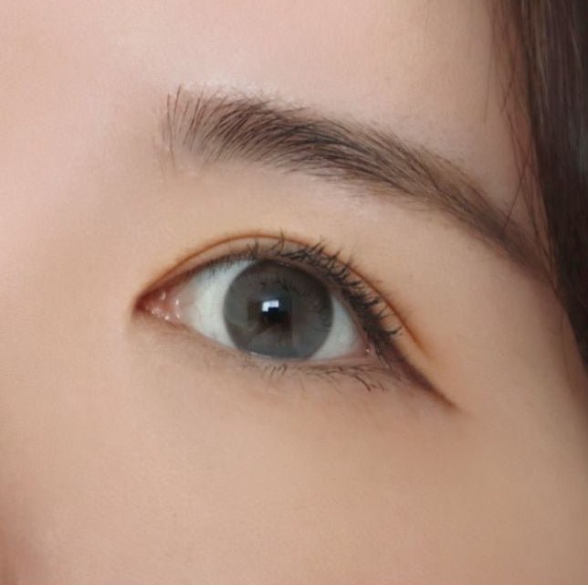 LensTown Odd I's M two tone Gray colored contact lens, 12.8mm graphic diameter, Monthly wear