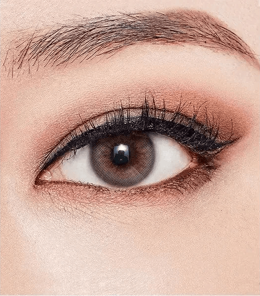 Olens Scandi Gray — single-eye close-up showing the contact lens appearance