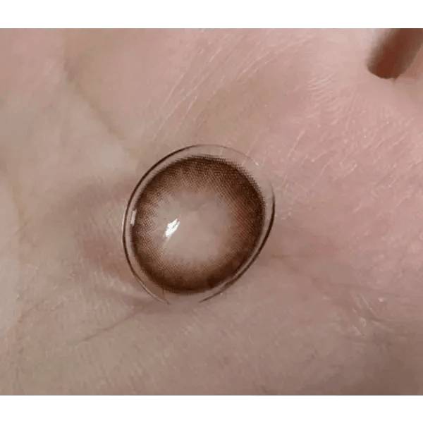 Olens Someday Brown colored contact lens, 13.3mm graphic diameter, Monthly wear