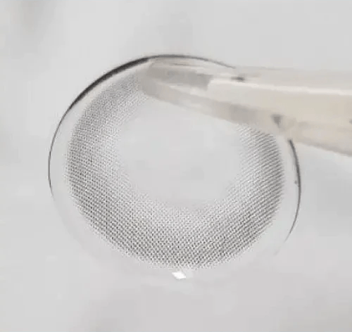 Olens Stay Black — contact lens displayed in a blister pack
