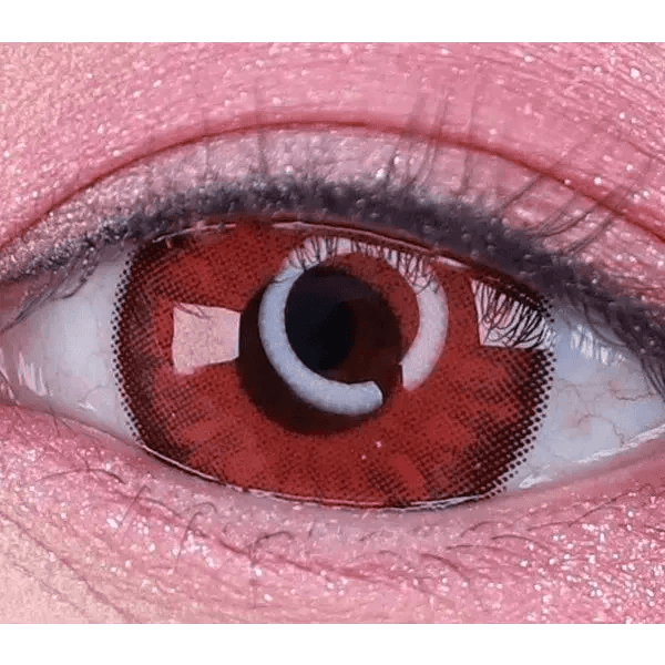 Olens Vampire Red — single-eye close-up showing the contact lens appearance