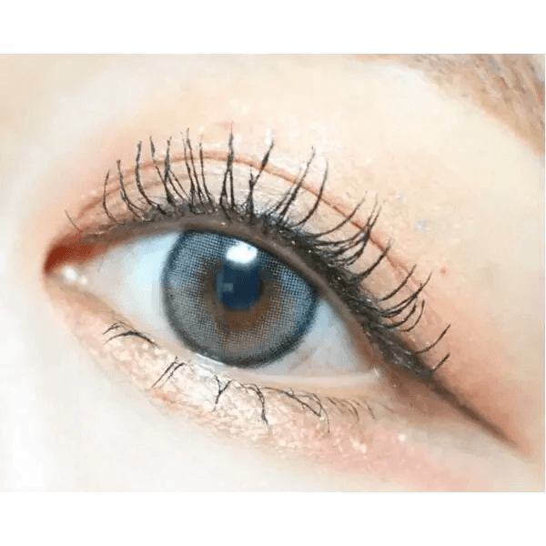 Olens ViVi Ring Gray — single-eye close-up showing the contact lens appearance