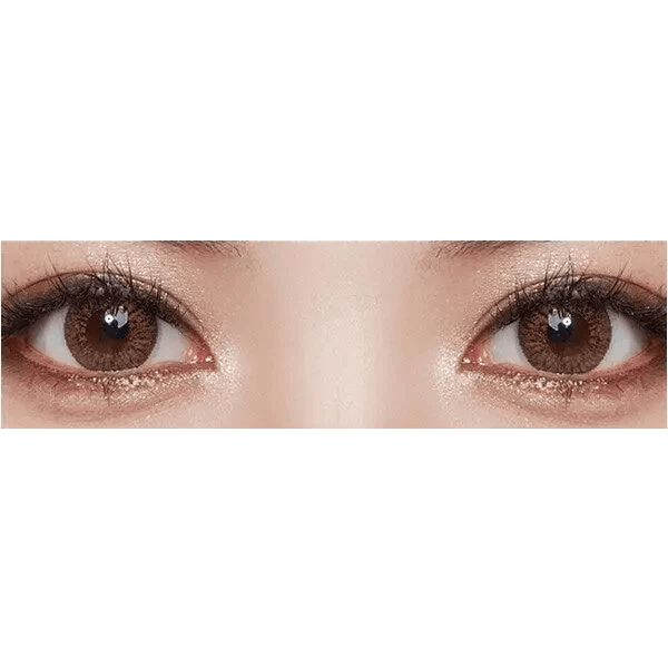 Olens W1 Brown — both eyes wearing the contact lenses