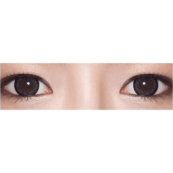 Olens W3 Gray — both eyes wearing the contact lenses