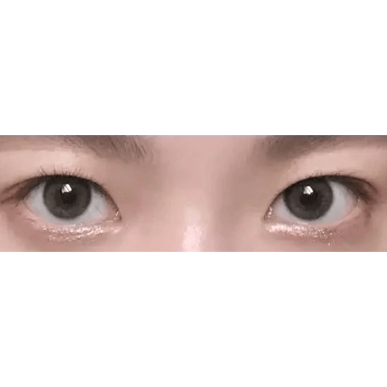 LensRang Real Ocean Gray — both eyes wearing the contact lenses
