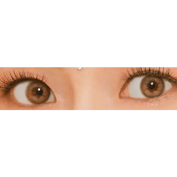 LensVery Rich Ann Mellow Brown (6p) — both eyes wearing the contact lenses