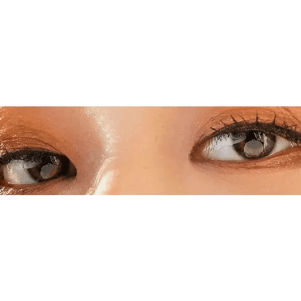 LensVery Rich Ann Natural Brown (6p) — both eyes wearing the contact lenses
