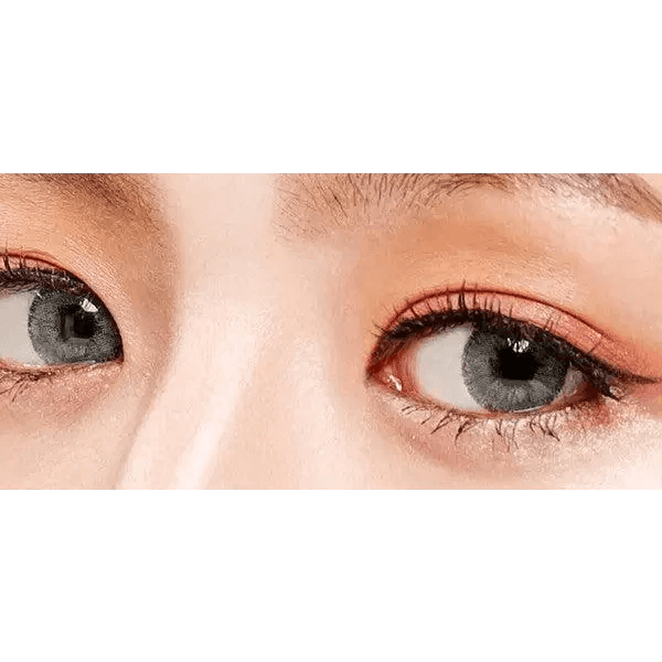 Olens Rich Gray — both eyes wearing the contact lenses