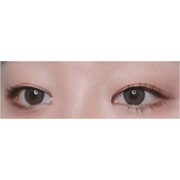 LensTown Romantea Rose Nude Brown Toric — both eyes wearing the contact lenses