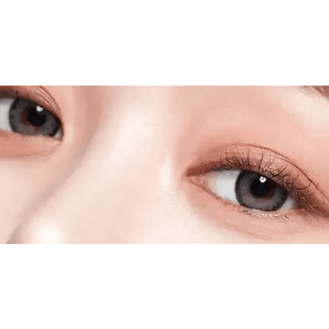 Romantea Tokyo Warm Gray Toric 13.5mm Romantea Tokyo Warm Gray Toric 13.5mm