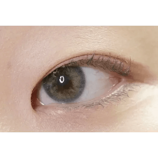 LensTown Romantea Venice Gray Toric colored contact lens, 13.3mm graphic diameter, 3-6 Months wear