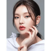 LensTown It's Water Gray (10p) — model portrait showing the contact lens look