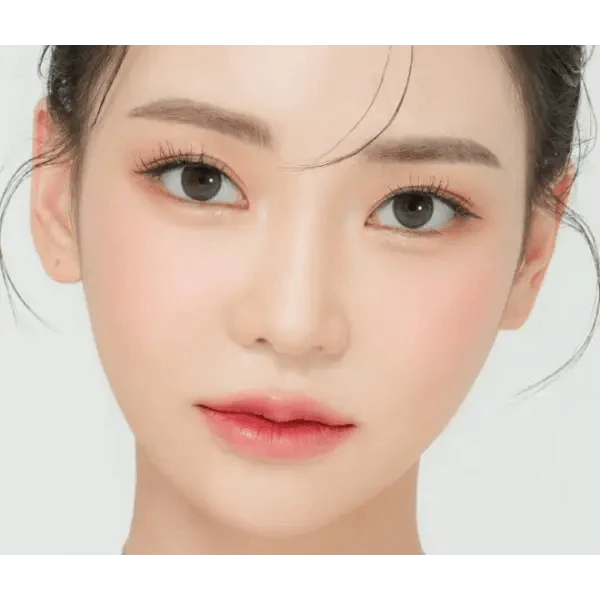 LensRang School Ring Gray — model portrait showing the contact lens look