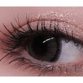 LensRang Sharing Brown — single-eye close-up showing the contact lens appearance