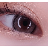 LensRang Sharing Brown — single-eye close-up showing the contact lens appearance