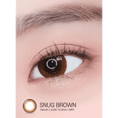 LensRang Snug Brown — single-eye close-up showing the contact lens appearance
