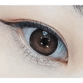 LensRang Snug Brown — single-eye close-up showing the contact lens appearance