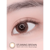 LensRang Stunning Brown — single-eye close-up showing the contact lens appearance