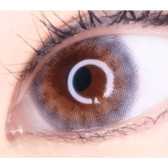 LensRang Stunning Gray — single-eye close-up showing the contact lens appearance