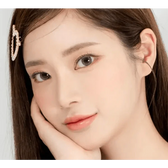 LensRang Stunning Gray — model portrait showing the contact lens look