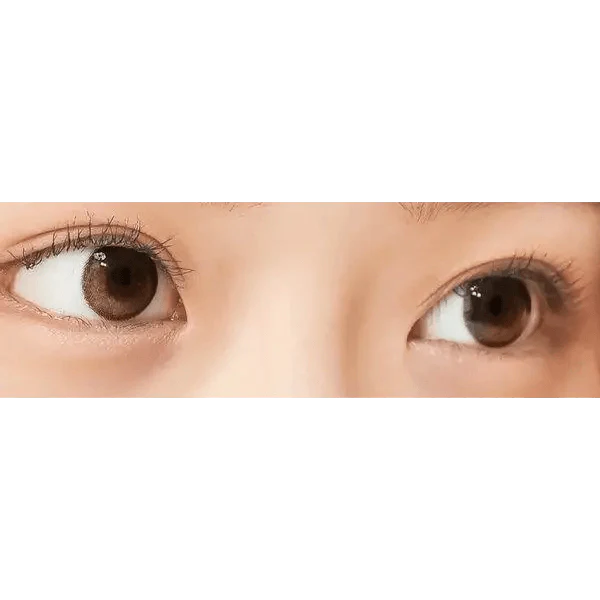 LensTown Tobetter Brown — both eyes wearing the contact lenses