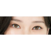 Lensrang UR Ring Brown Toric — both eyes wearing the contact lenses