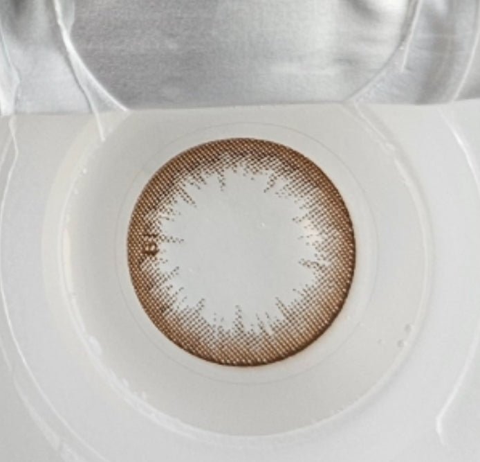 Bausch + Lomb Lacelle Crystal Brown (30p) colored contact lens, 12.7mm graphic diameter, Daily wear