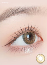 LensRang Intense Brown — single-eye close-up showing the contact lens appearance