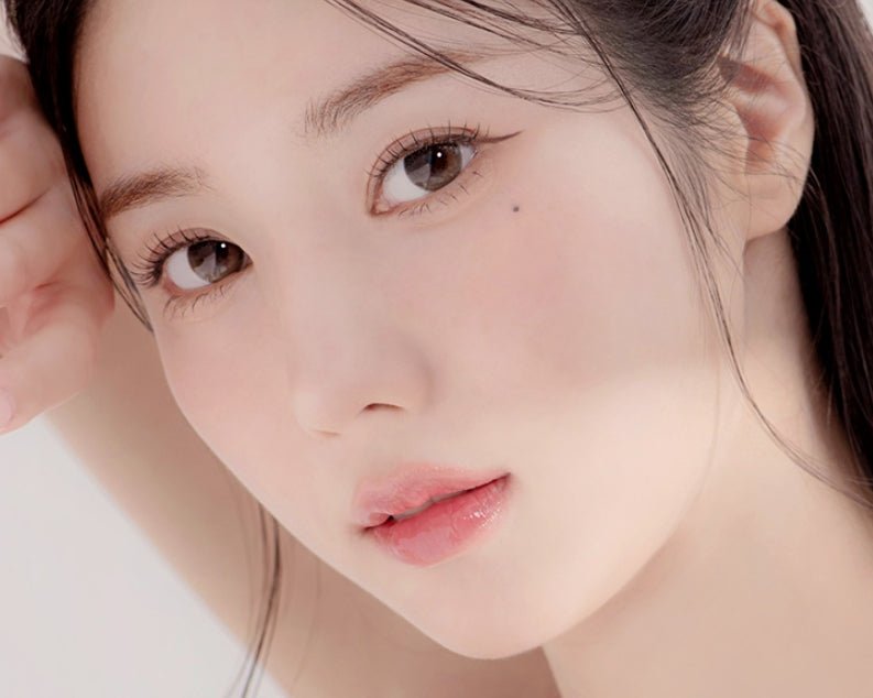 LensTown Daisy Dream Brown colored contact lens, 13.5mm graphic diameter, Monthly wear
