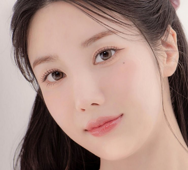 LensTown Daisy Dream Brown colored contact lens, 13.5mm graphic diameter, Monthly wear