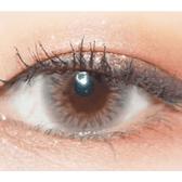LensTown Kiralet Brown — single-eye close-up showing the contact lens appearance