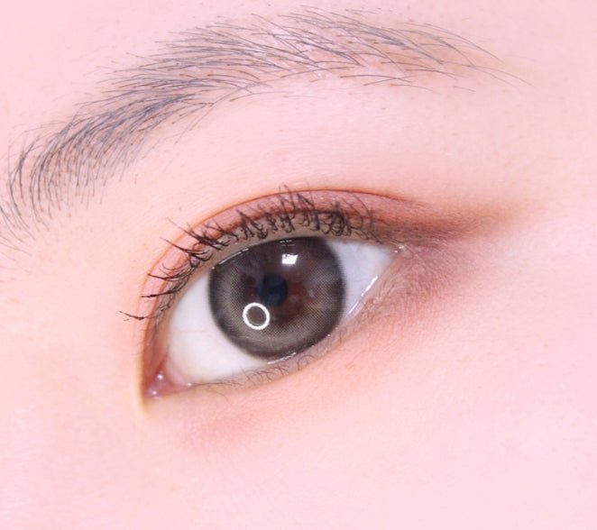 LensVery Butterflos Gray colored contact lens, 12.8mm graphic diameter, Monthly wear