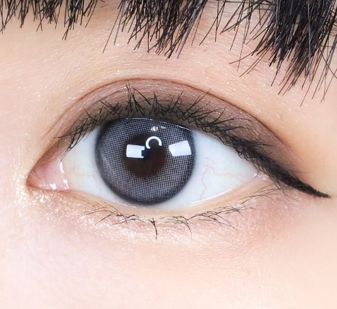 LensVery Day Ring Gray (10p) colored contact lens, 12.5mm graphic diameter, Daily wear