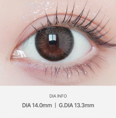 LensVery Jenny Brown colored contacts - on-eye close-up showing the color and design