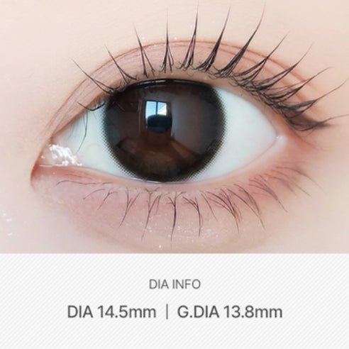 LensVery Just Max Black colored contact lens, 13.8mm graphic diameter, Monthly wear