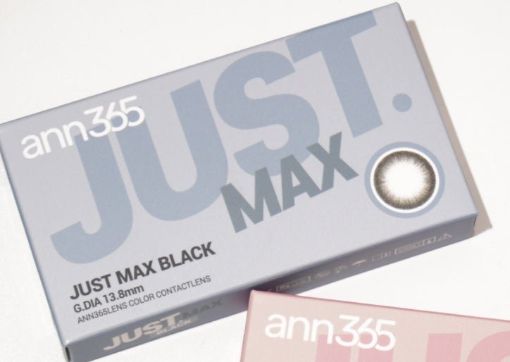 LensVery Just Max Black colored contact lens, 13.8mm graphic diameter, Monthly wear