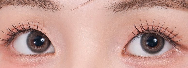 LensVery Powdery Brown colored contact lens, 13.4mm graphic diameter, Monthly wear
